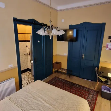 Rose Gardens 3* ヴルシャツ